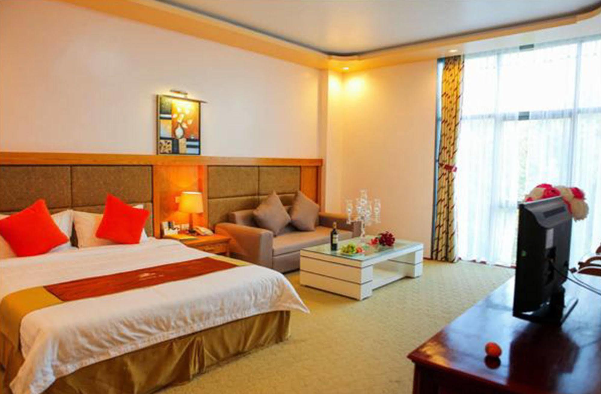 A1 Hotel - Дьенбьенфу Экстерьер фото